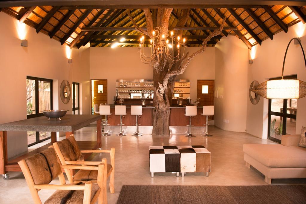 Moditlo River Lodge Ходспруит Екстериор снимка