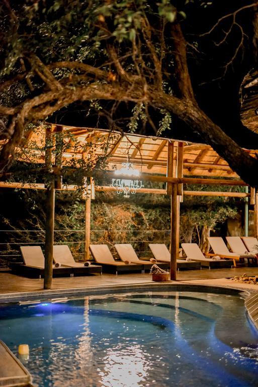 Moditlo River Lodge Ходспруит Екстериор снимка